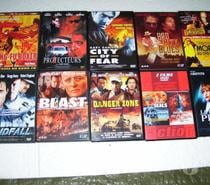 Un lot de 10 DVD