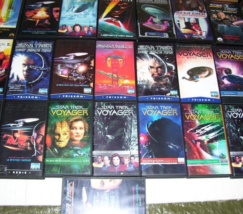DVD occasion Oise Estrees St Denis - 60190 - Photos Vivastreet 28 Cassettes Star Trek