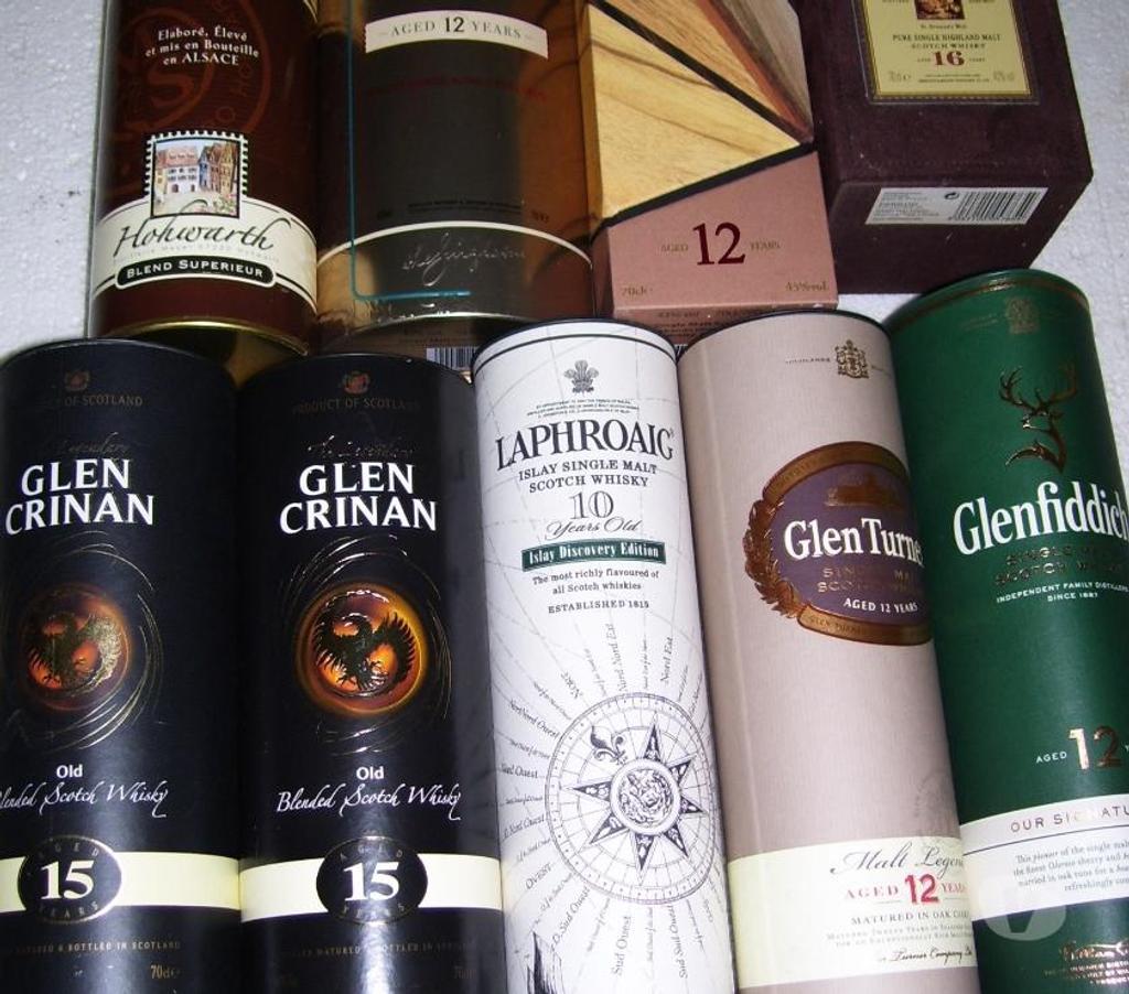 Collection Oise Estrees St Denis - 60190 - Photos Vivastreet 9 Boites Vide Whisky pour Collectionneur
