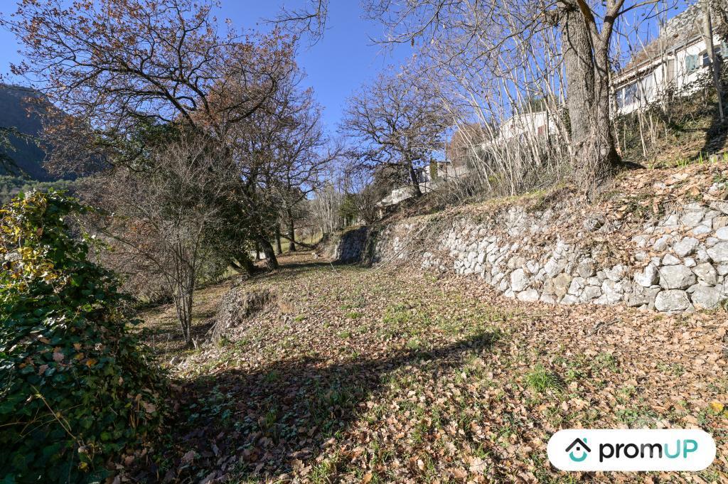 Terrain à vendre Alpes-Maritimes Roquesteron - 06910 - Photos Vivastreet (V5081) Terrain constructible de 1 591 m2 à Roquesteron