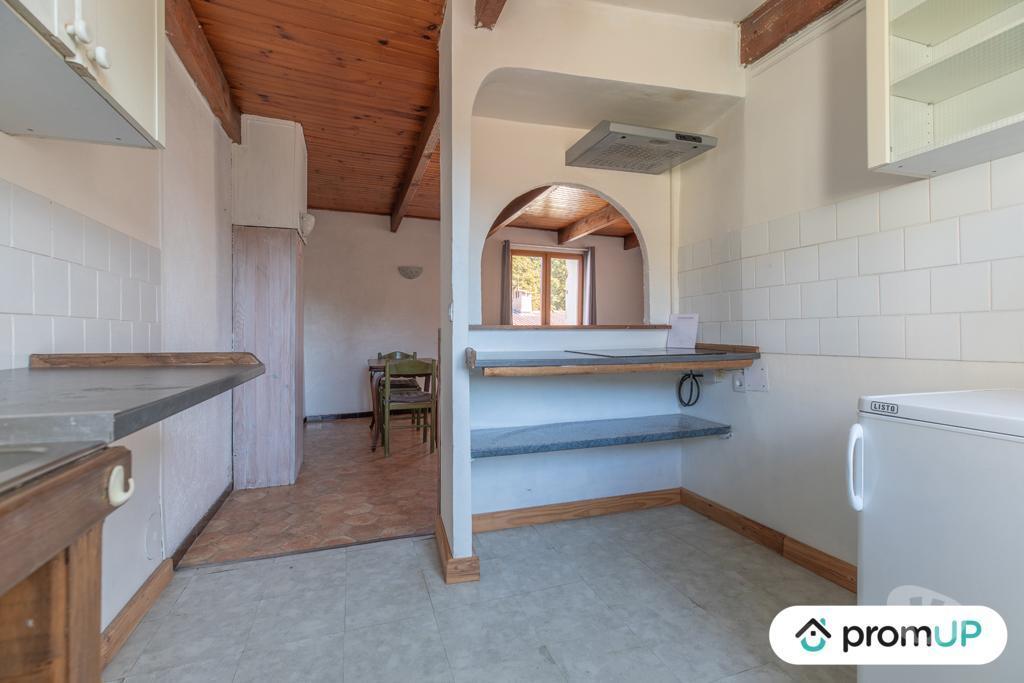 Vente Maison Var Comps sur Artuby - 83840 - Photos Vivastreet (VM3802) Maison divisée en 5 appartements à vendre à...