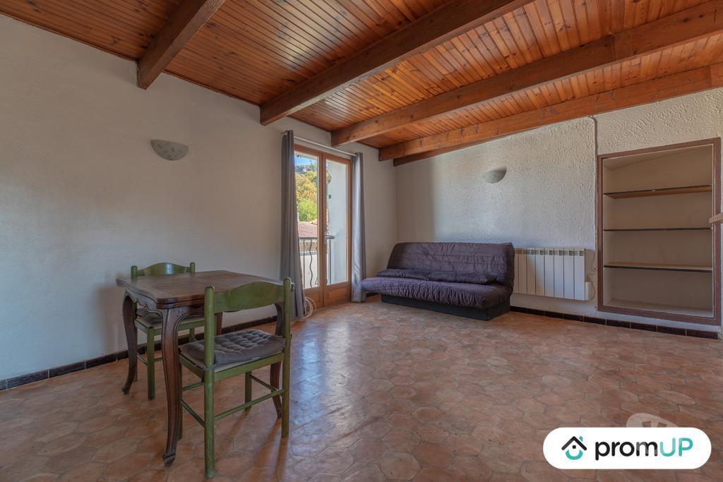 Vente Maison Var Comps sur Artuby - 83840 - Photos Vivastreet (VM3802) Maison divisée en 5 appartements à vendre à...