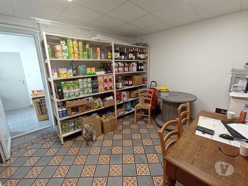 Vente Immeuble Allier Le Breuil - 03120 - Photos Vivastreet Ensemble immobilier avec épicerie multi-services et