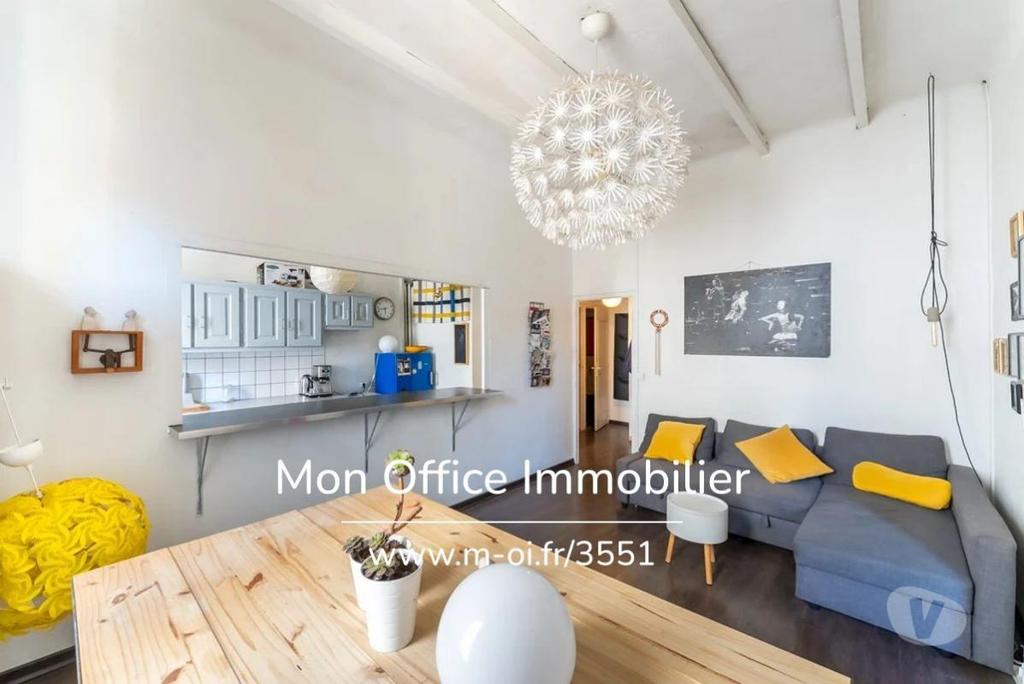 Vente Maison Bouches-du-Rhône Marseille - Photos Vivastreet (4380-CRO) Référence : 4380-CRO - Maison 7 pièces