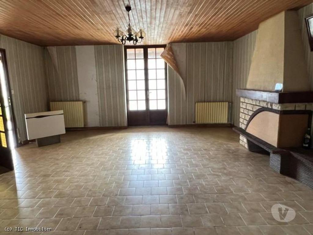Vente Maison Charente Villefagnan - 16240 - Photos Vivastreet Maison Ancienne Avec Dépendances sur Grand Terrain