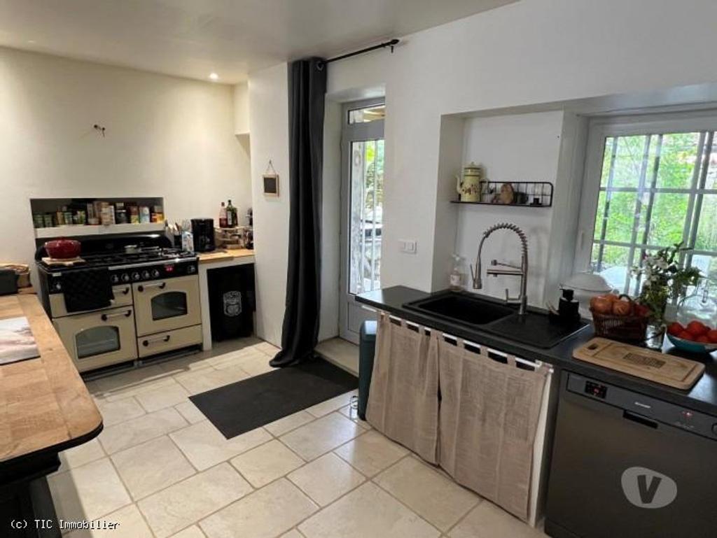 Vente Maison Charente Ruffec - 16700 - Photos Vivastreet Belle Maison de Village avec Bel Extérieur et Dépendances