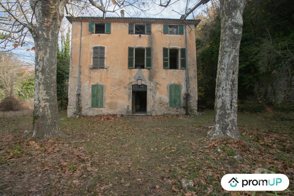 Vente Maison Var Chateaudouble - 83300 - Photos Vivastreet (V4869) Propriété de 230m² sur terrain de 12 ha (8 chambres)