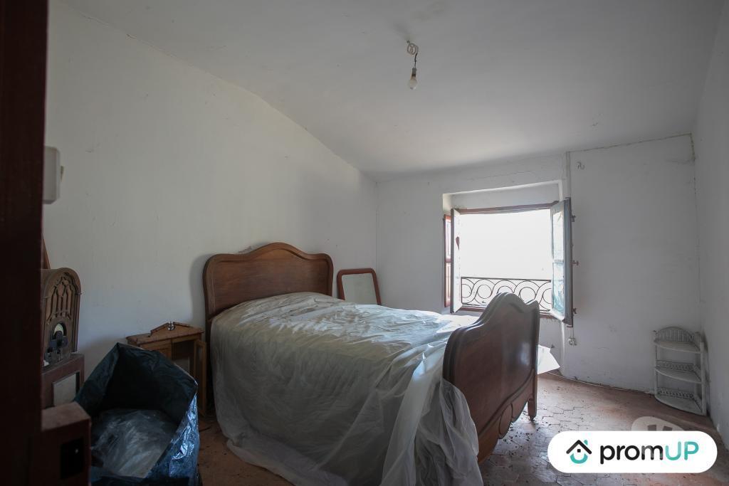Vente Maison Var Chateaudouble - 83300 - Photos Vivastreet (V4869) Propriété de 230m² sur terrain de 12 ha (8 chambres)