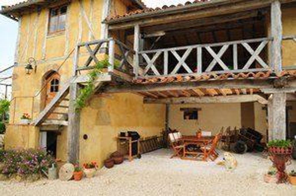 Vente Maison Gers Simorre - 32420 - Photos Vivastreet Très bel ensemble de 2 maisons de caractère vue imprenable, 6h