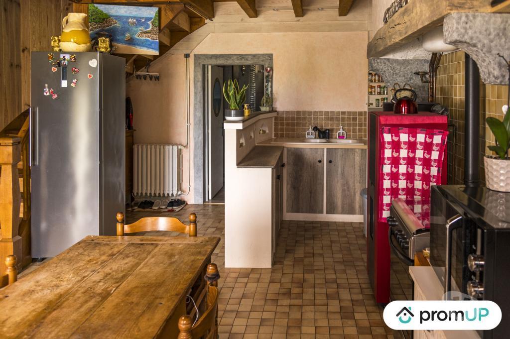 Vente Maison Cantal Celoux - 15500 - Photos Vivastreet (V6709) Maison individuelle de 90 m2 à CELOUX