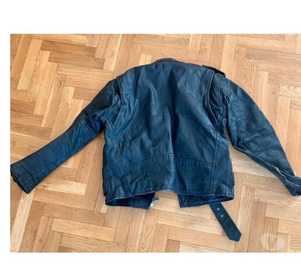 Vêtements occasion Val-de-Marne Villejuif - 94800 - Photos Vivastreet Blouson pour Moto à restaurer (N.BAGASH-Corp)