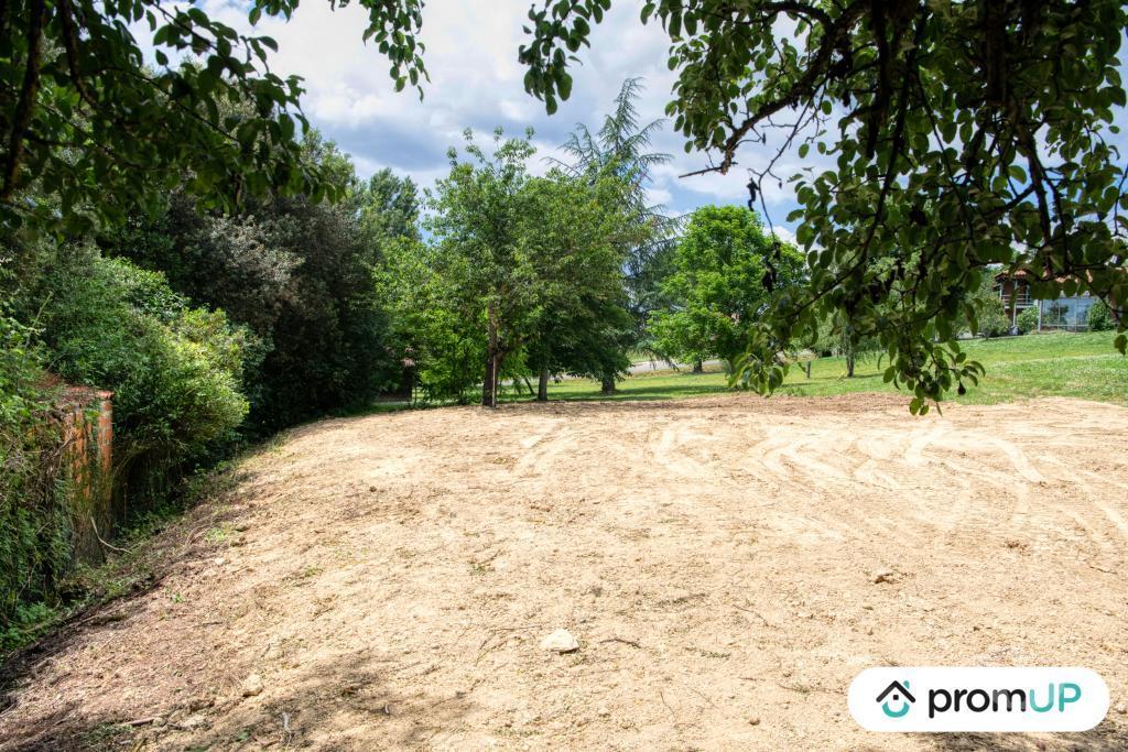 Terrain à vendre Haute-Garonne Pechbusque - 31320 - Photos Vivastreet (V6723) Terrain constructible de 1186 m2 à PECHBUSQUE