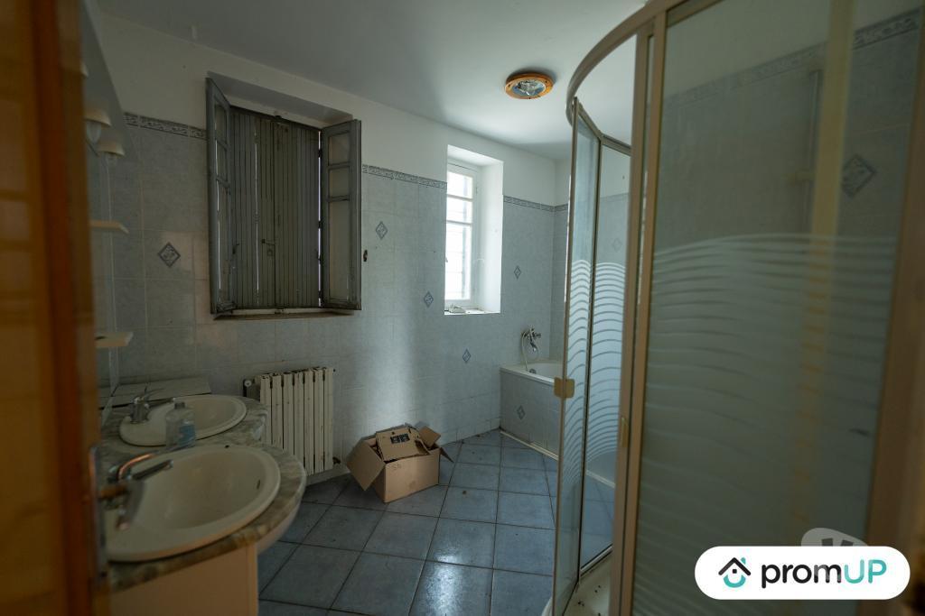 Vente Maison Puy-de-Dôme Sauvagnat - 63470 - Photos Vivastreet (V6699) Maison individuelle de 155 m2 à SAUVAGNAT