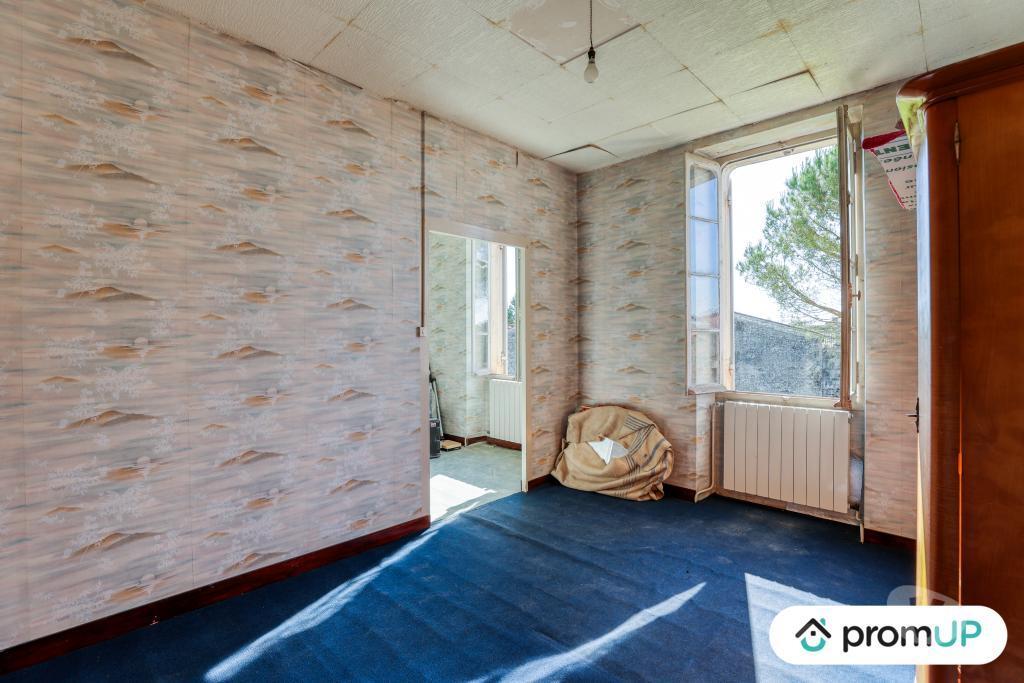 Vente Maison Charente-Maritime Meursac - 17120 - Photos Vivastreet (V6718) Maison de maitre en pierre de 190 m2 à MEURSAC