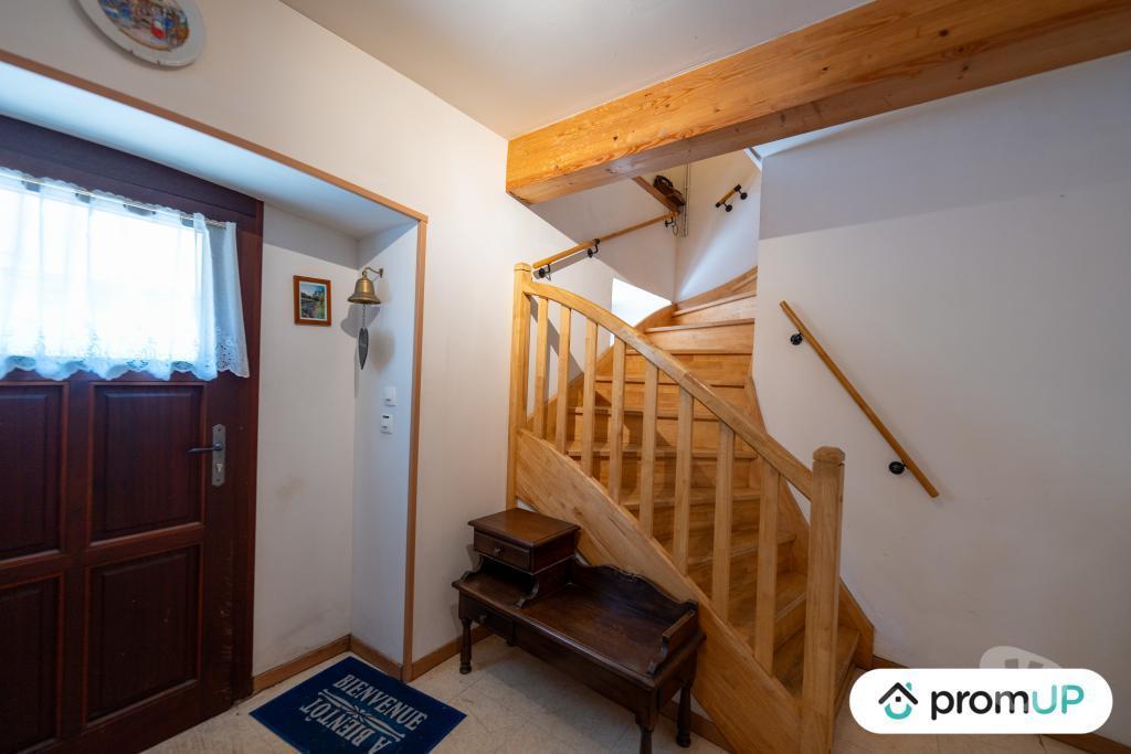 Vente Maison Puy-de-Dôme Rochefort Montagne - 63210 - Photos Vivastreet (V6707) Maison individuelle de 280 m2 à ROCHEFORT-MONTAGNE