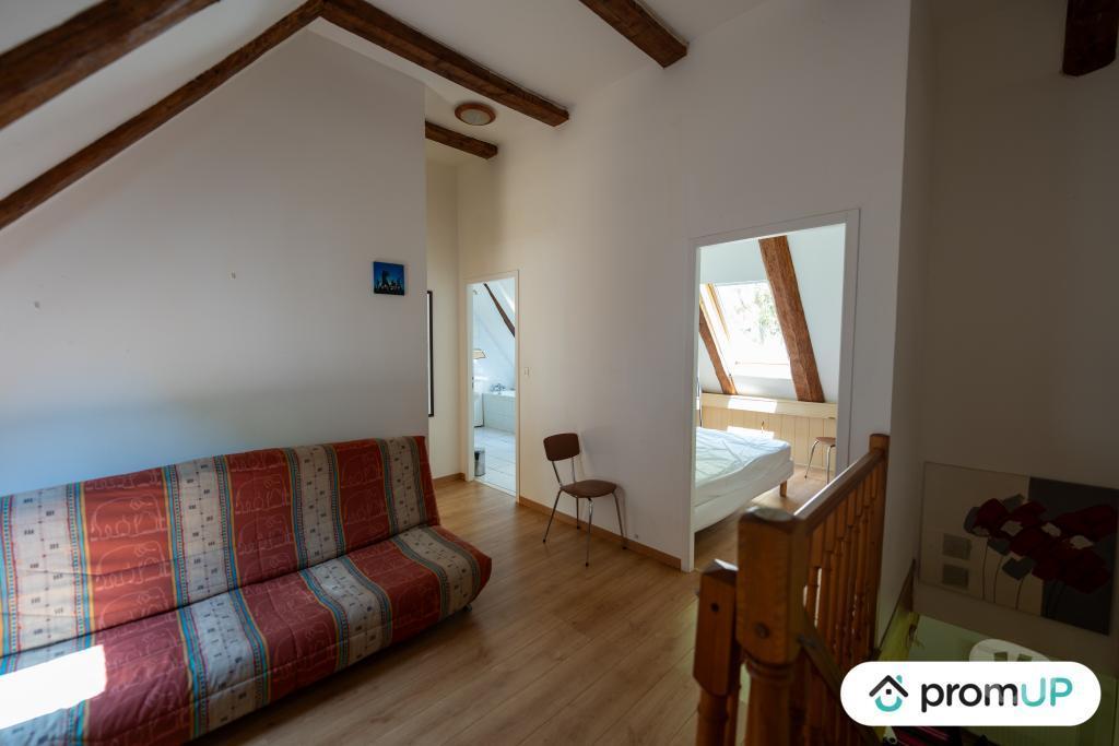 Vente Maison Puy-de-Dôme Rochefort Montagne - 63210 - Photos Vivastreet (V6707) Maison individuelle de 280 m2 à ROCHEFORT-MONTAGNE
