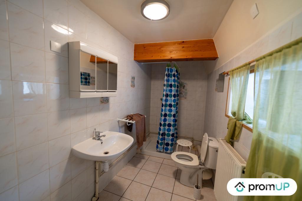 Vente Maison Puy-de-Dôme Rochefort Montagne - 63210 - Photos Vivastreet (V6707) Maison individuelle de 280 m2 à ROCHEFORT-MONTAGNE