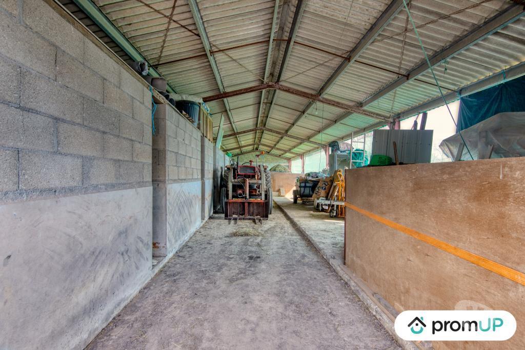Vente Maison Charente Challignac - 16300 - Photos Vivastreet (VM4355) Corps de ferme en Charente