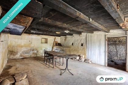 Vente Maison St Sauvant Vienne - Photos Vivastreet (V6740) Maison à rénover + grange de 90 m2 à SAINT-SAUVANT