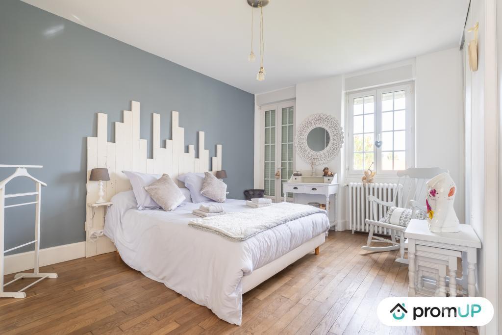 Vente Maison Saône-et-Loire St Marcel - 71380 - Photos Vivastreet (V6727) Maison individuelle de 203 m2 à SAINT-MARCEL