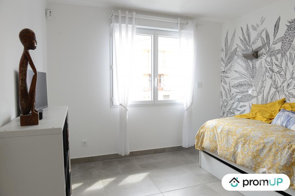 Vente Maison Gironde Bordeaux - Photos Vivastreet (V6721) Maison mitoyenne de 140 m2 à BORDEAUX
