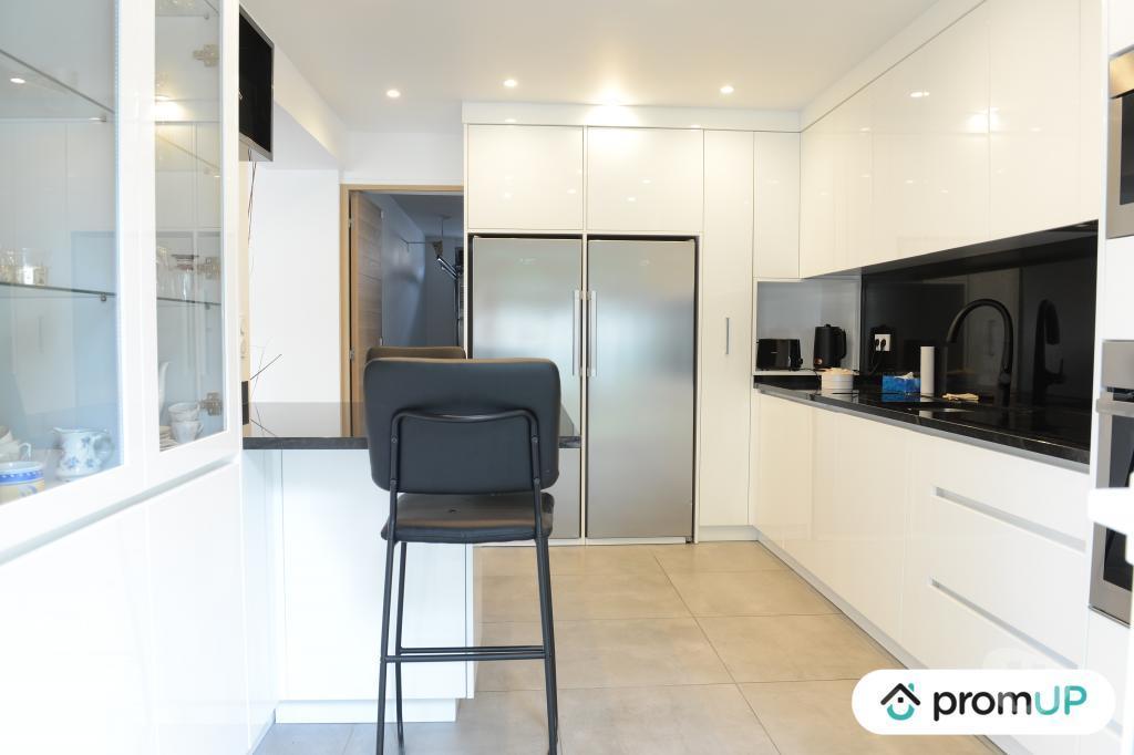Vente Maison Gironde Bordeaux - Photos Vivastreet (V6721) Maison mitoyenne de 140 m2 à BORDEAUX