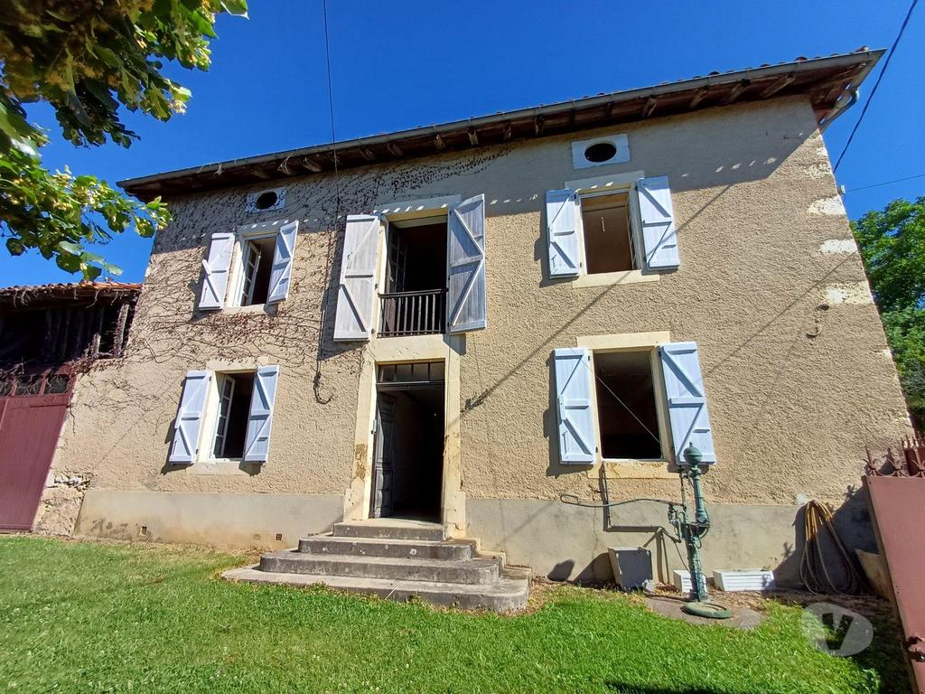 Vente Maison Haute-Garonne Blajan - 31350 - Photos Vivastreet Charmante maison de village à fort potentiel