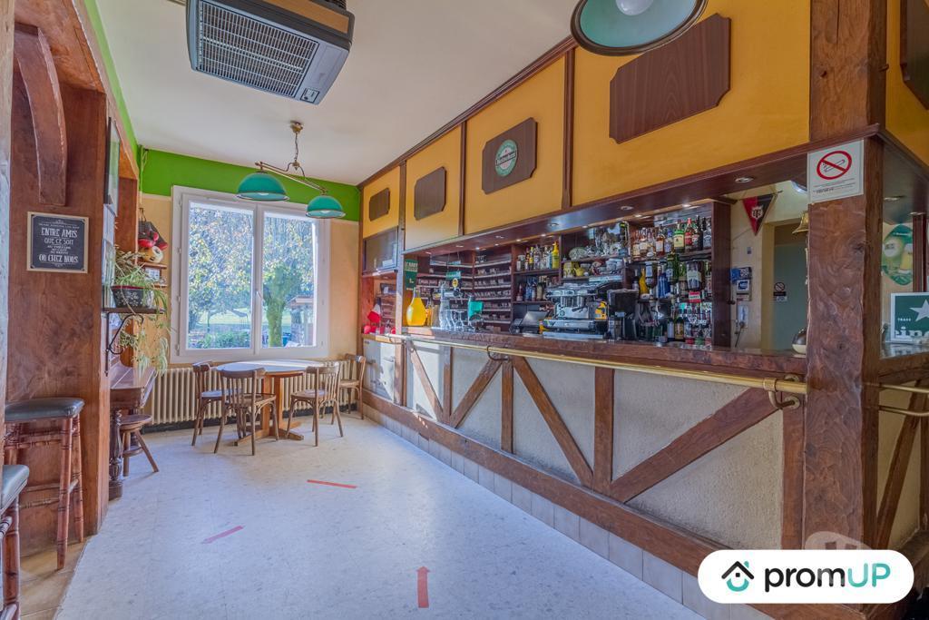 Fond de Commerce a vendre Dordogne St Georges de Montclard - 24140 - Photos Vivastreet (VF150) Restaurant bar de 421 m2