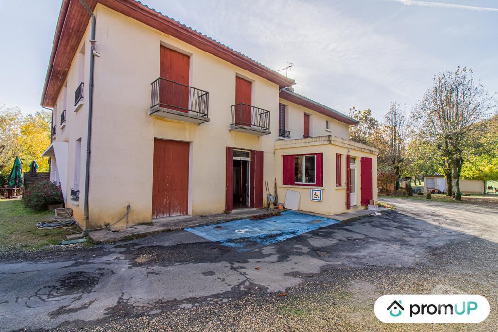 Fond de Commerce a vendre Dordogne St Georges de Montclard - 24140 - Photos Vivastreet (VF150) Restaurant bar de 421 m2
