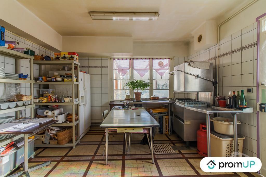 Fond de Commerce a vendre Dordogne Maurens - 24140 - Photos Vivastreet (VP030) Bâtiment de 691 m²