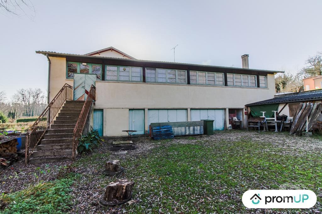Fond de Commerce a vendre Dordogne Maurens - 24140 - Photos Vivastreet (VP030) Bâtiment de 691 m²