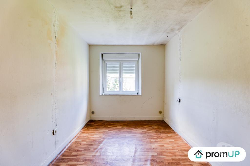 Vente Maison Sarthe Cherance - 72170 - Photos Vivastreet (V6760) Maison ancienne de 67 m2 à CHÉRANCÉ