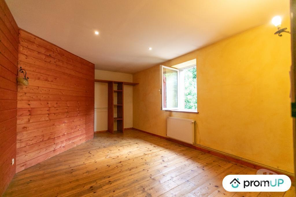 Vente Maison Jura Chilly le Vignoble - 39570 - Photos Vivastreet (V6741) Maison individuelle de 188 m2 à CHILLY-LE-VIGNOBLE