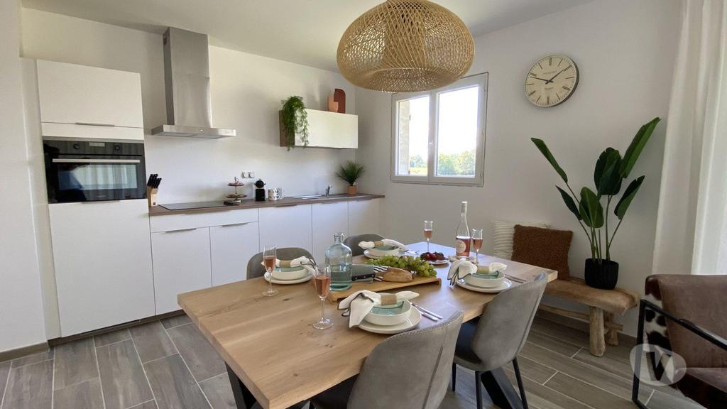 Vente Maison Gers Masseube - 32140 - Photos Vivastreet Villa proche du Golf avec piscine commune, vue Pyrénées N°7