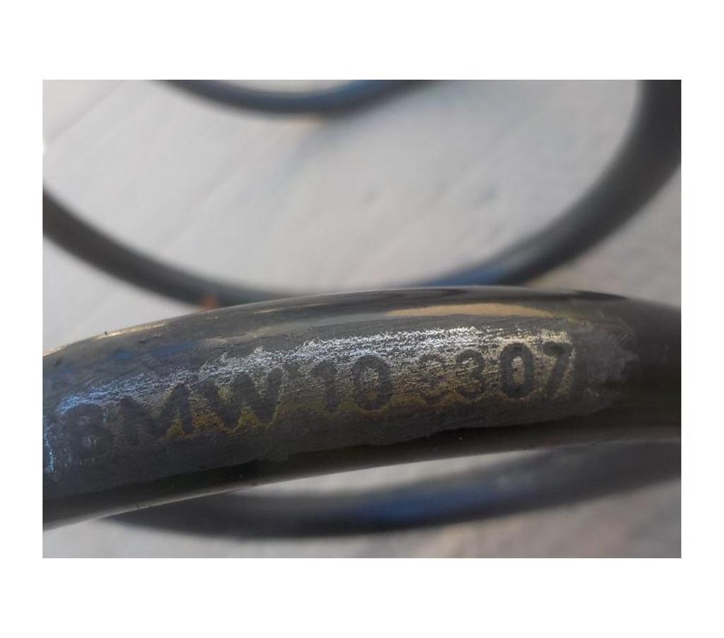 Pièces et services auto Pyrénées-Orientales Perpignan - Photos Vivastreet 2 ressorts d ammortisseurs avant bmw e39
