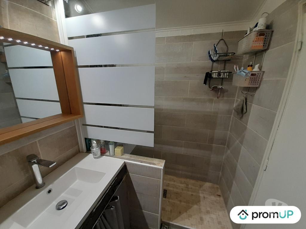 Vente Maison Seine-et-Marne Cesson - 77240 - Photos Vivastreet (V6746) Maison mitoyenne de 90 m2 à CESSON