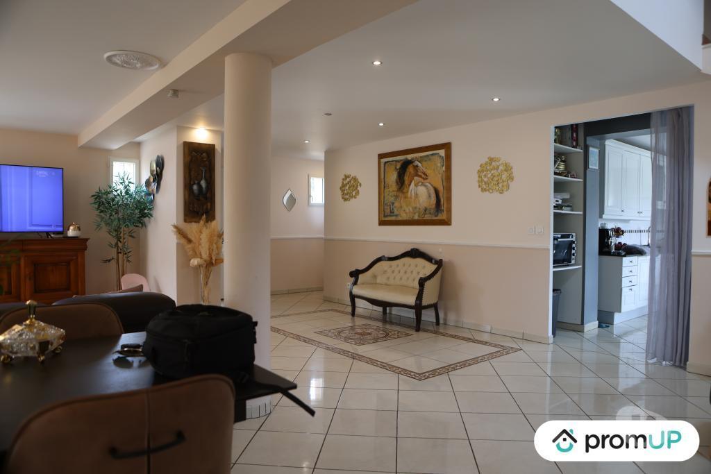Vente Maison Eure-et-Loir Mignieres - 28630 - Photos Vivastreet (V6751) Maison contemporaine de 221 m2 à MIGNIÈRES