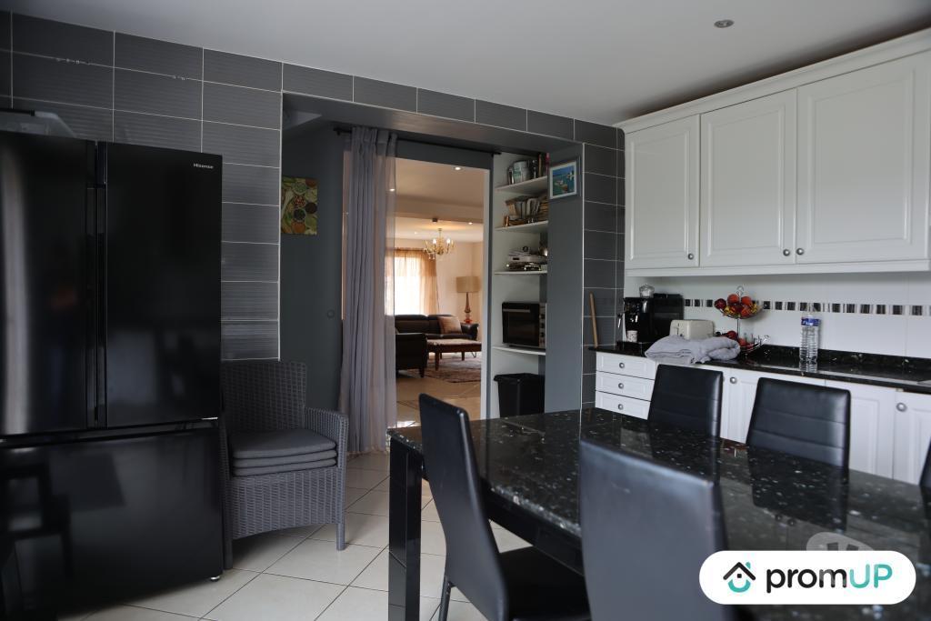 Vente Maison Eure-et-Loir Mignieres - 28630 - Photos Vivastreet (V6751) Maison contemporaine de 221 m2 à MIGNIÈRES