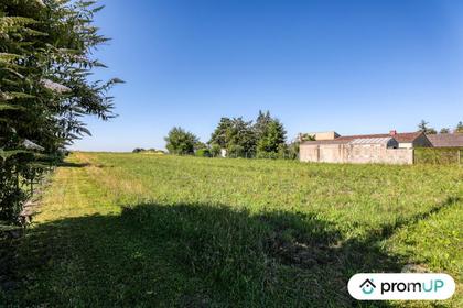 Terrain à vendre Marigny Brizay Vienne - Photos Vivastreet (V6752) Terrain constructible de 1980 m2 à MARIGNY-BRIZAY