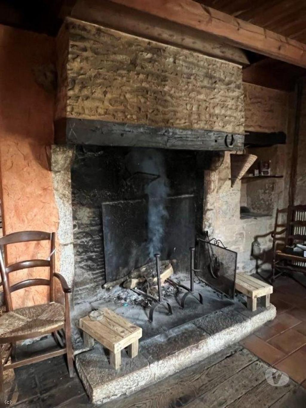 Vente Maison Charente Nanteuil en Vallee - Photos Vivastreet Belle Maison Ancienne Avec Beau Jardin