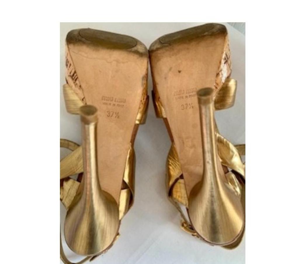 Chaussures Val-de-Marne Villejuif - 94800 - Photos Vivastreet Sandales à brides Talons aiguilles et plate forme (Miu Miu)