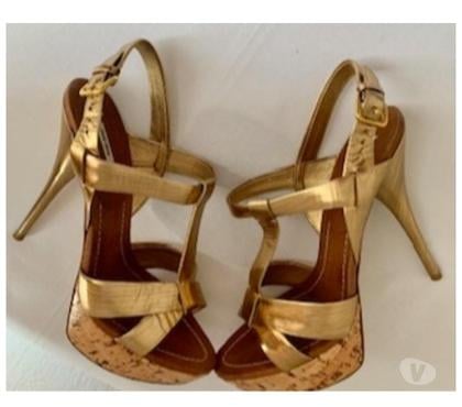 Chaussures occasion Villejuif Val-de-Marne - Photos Vivastreet Sandales à brides Talons aiguilles et plate forme (Miu Miu)