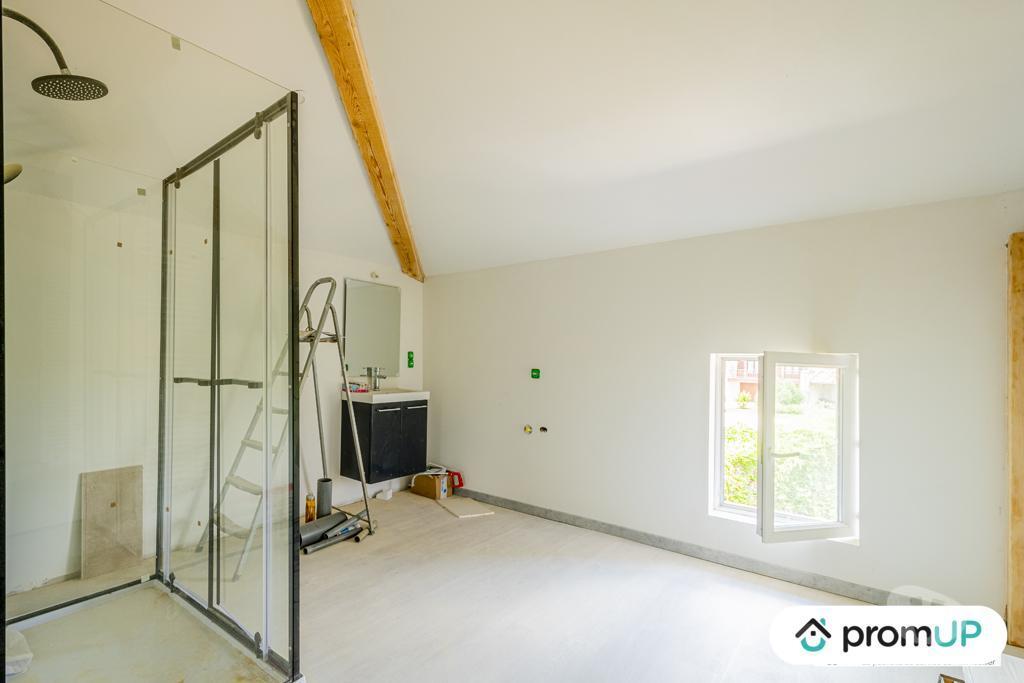 Vente Immeuble Lot-et-Garonne Castelmoron sur Lot - 47260 - Photos Vivastreet (VI084) Immeuble de 400m² situé à Castelmoron-sur-Lot