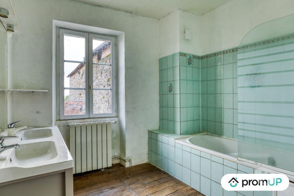 Vente Maison Creuse Jarnages - 23140 - Photos Vivastreet (V6372) Maison de 140 m2 à JARNAGES