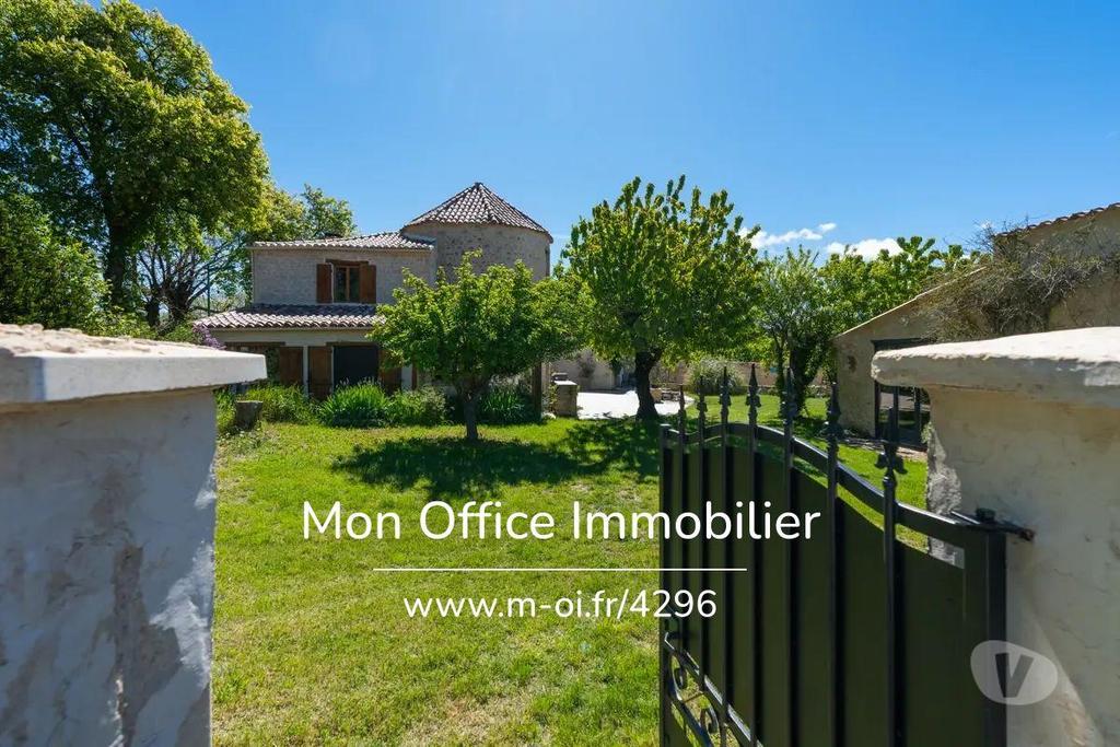 Vente Maison Alpes-de-Haute-Provence Revest du Bion - 04150 - Photos Vivastreet (4296-SKA) Référence : 4296-SKA - Maison 14 pièces