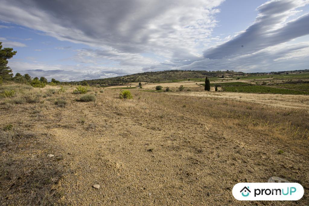 Terrain à vendre Aude Fabrezan - 11200 - Photos Vivastreet (V6790) Terrain agricole de 28 200 m2 à FABREZAN