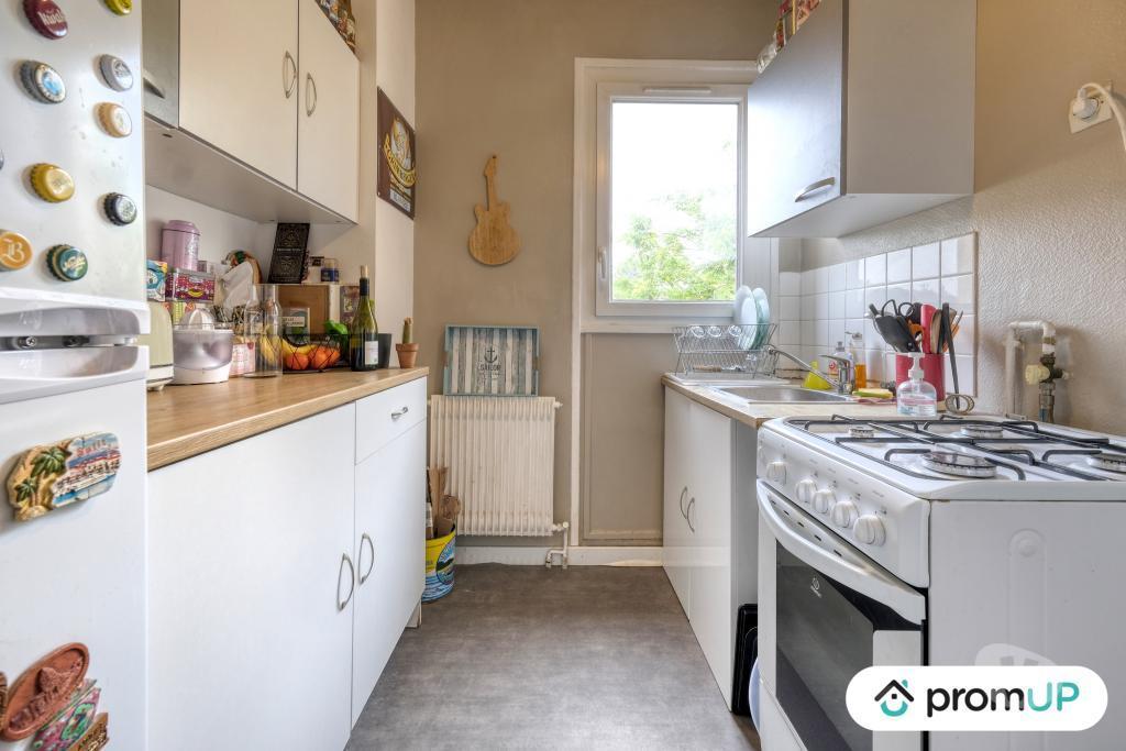 Appartements à vendre Yvelines Maurepas - 78310 - Photos Vivastreet (VA887) Studio de 34m2 situé à Maurepas