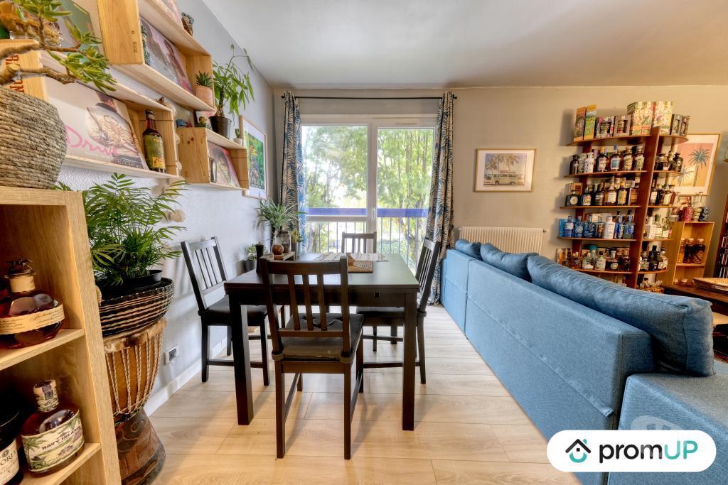Appartements à vendre Yvelines Maurepas - 78310 - Photos Vivastreet (VA887) Studio de 34m2 situé à Maurepas