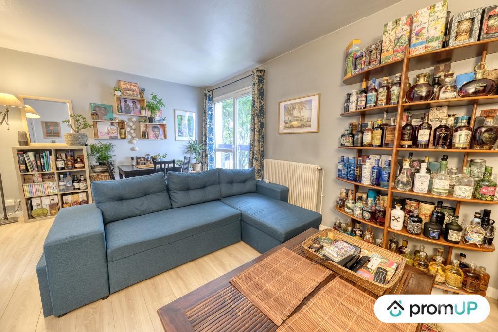 Appartements à vendre Yvelines Maurepas - 78310 - Photos Vivastreet (VA887) Studio de 34m2 situé à Maurepas