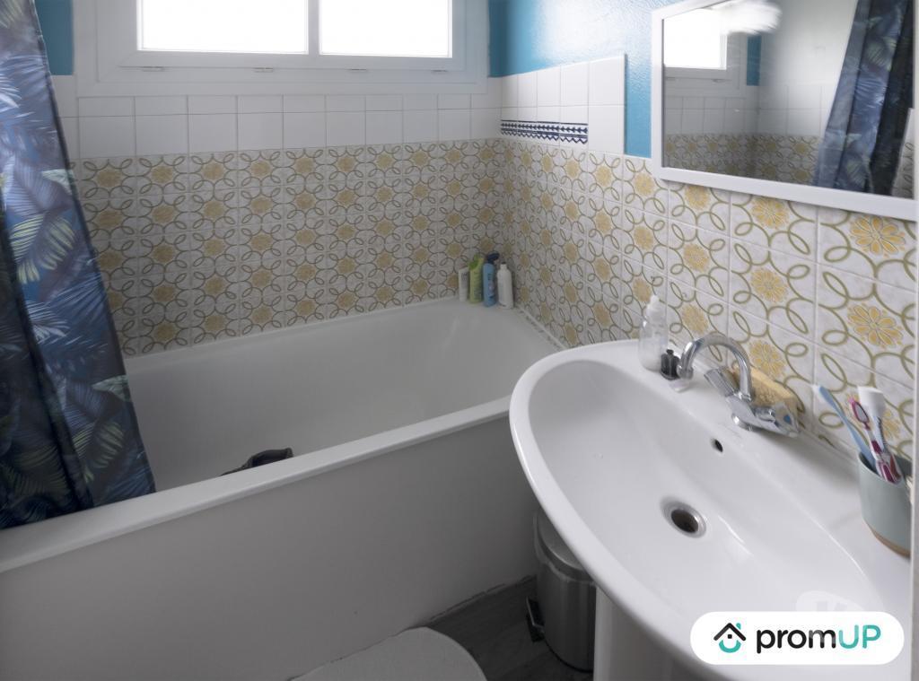 Appartements à vendre Yvelines Maurepas - 78310 - Photos Vivastreet (VA887) Studio de 34m2 situé à Maurepas